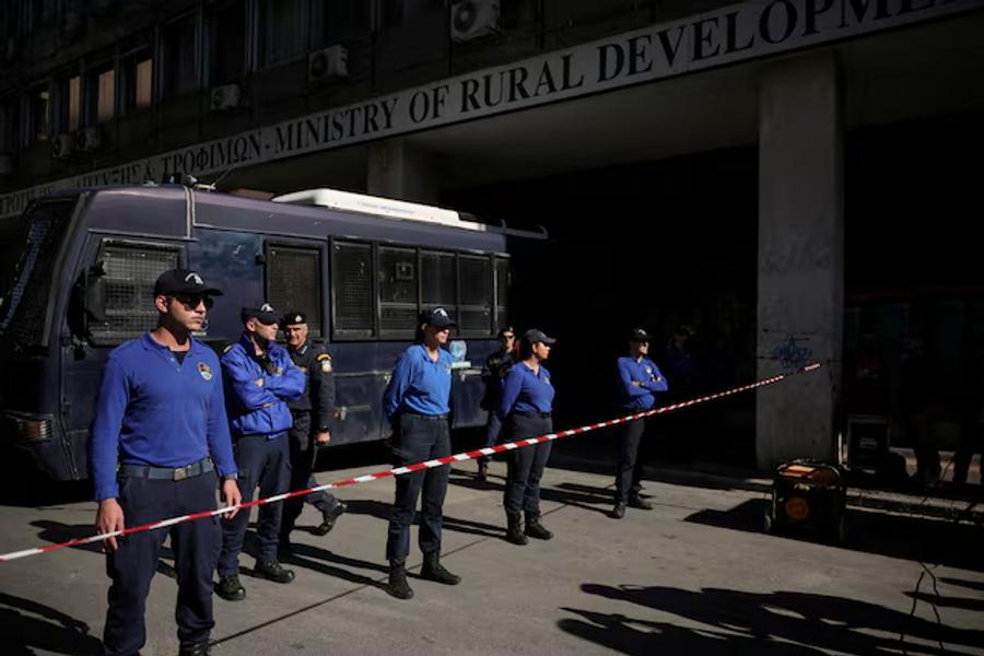 Greek police arrest 20 in Crete over suspected EU farm subsidies fraud