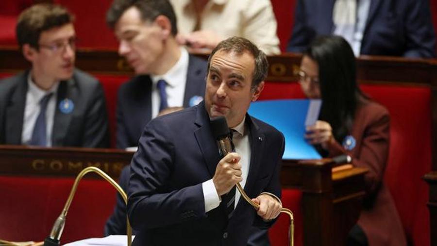 New Delay for France’s unified solidarity allowance reform