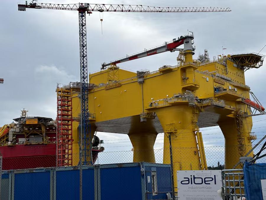 Norway oil companies raise investment outlook, survey shows