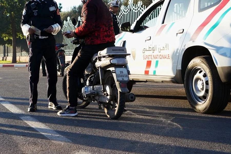 أمن البيضاء يشن حملة ضد الدراجات النارية المخالفة للقانون