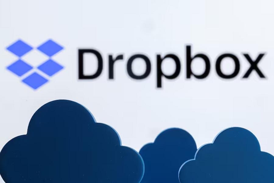 Dropbox announces CEO transition as Andrew Houston steps down