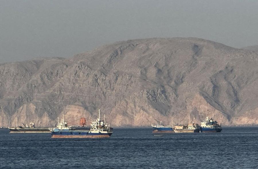 A quarter of trapped oil tankers manage to slip through Hormuz