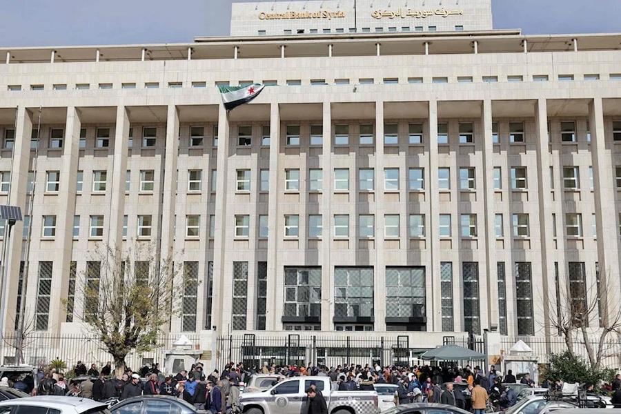 Syria extends deadline for exchanging old banknotes by one month