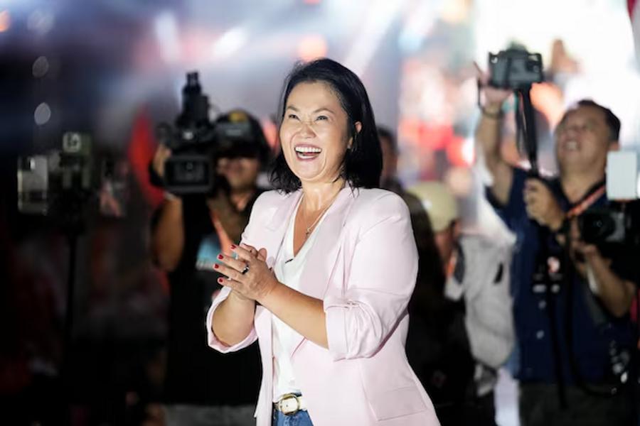 Fujimori holds slim lead ahead of Peru’s presidential runoff