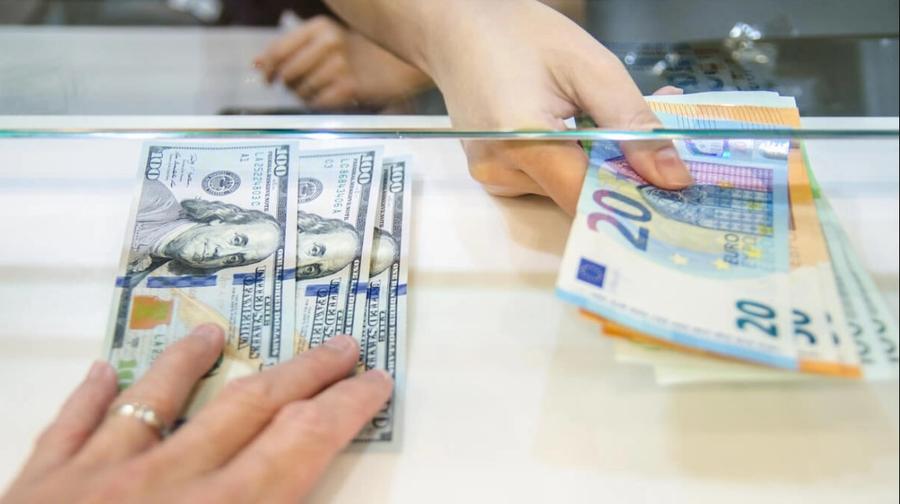 تفتيش مفاجئ يهز مكاتب الصرف في عدد من المدن