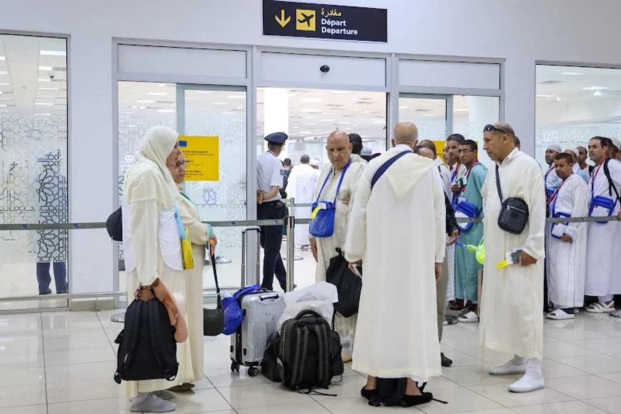 مغادرة الوفد الرسمي للحجاج المغاربة نحو الديار المقدسة