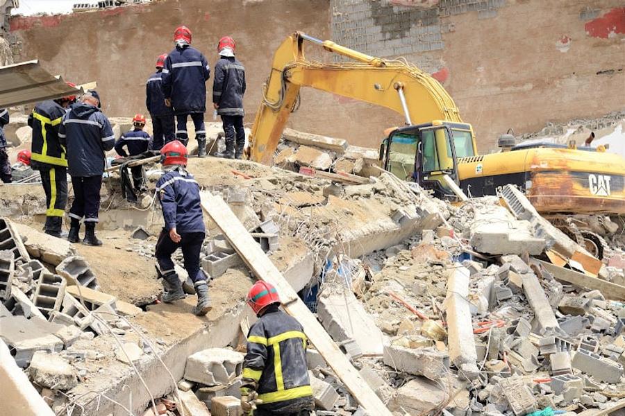 ارتفاع حصيلة ضحايا انهيار عمارة فاس إلى 8 قتلى