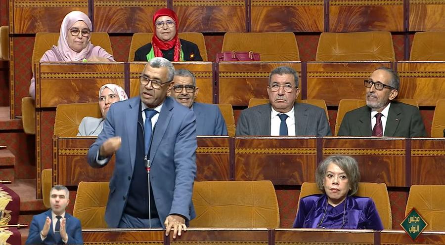 مقترح برلماني لتوسيع التغطية الصحية لتشمل والدي المؤمنين