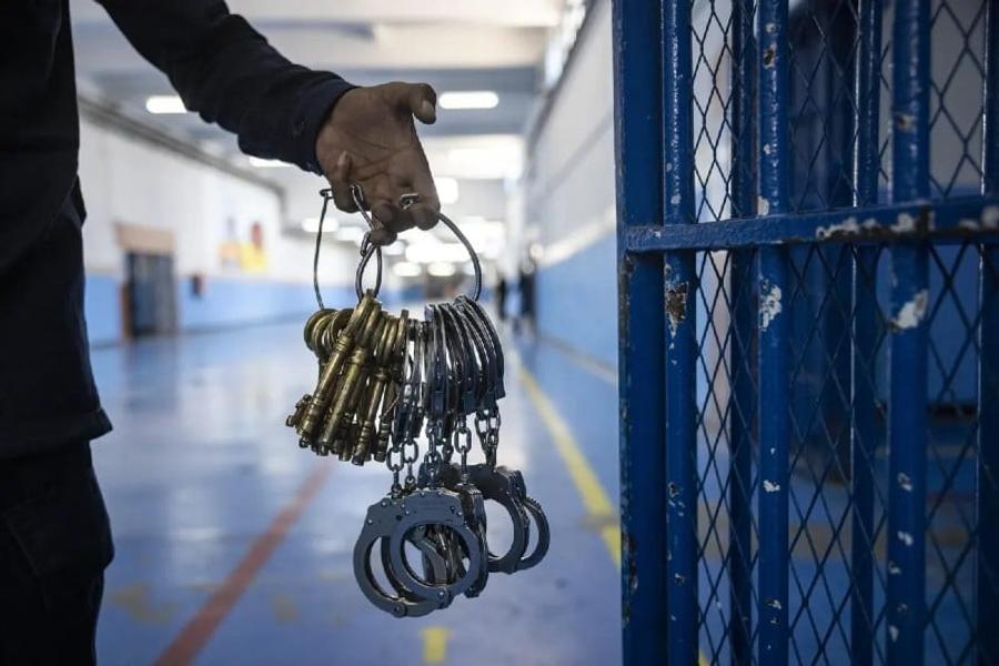 تقرير: السجون المغربية "تأوي" 99 ألف شخص