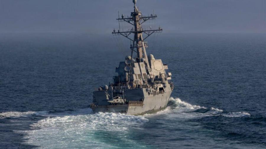 Washington frappe des sites militaires iraniens après une attaque navale