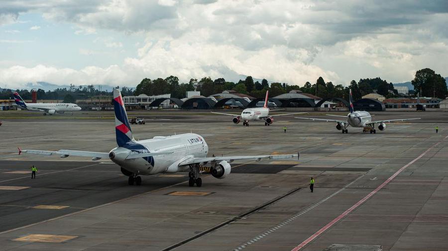 Colombie : un drone explosif découvert près de l’aéroport militaire et international de Bogota
