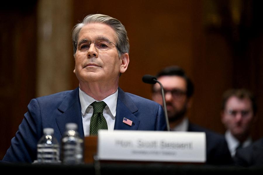Washington increases sanctions to curb Iranian oil sales to China