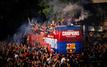 Le Barça fête son 29e titre de Liga avec une parade festive dans les rues de Barcelone