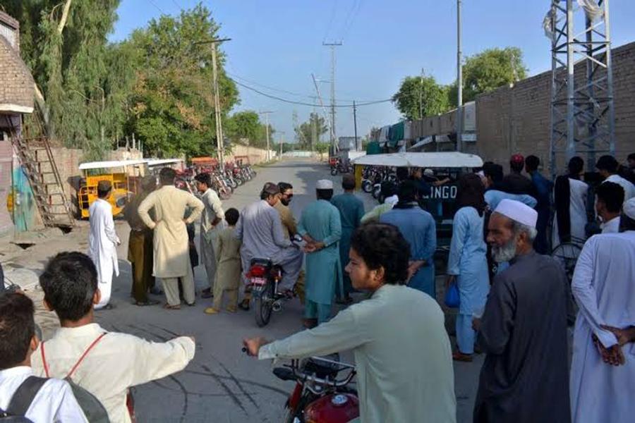 Pakistan summons Afghan diplomat after deadly suicide attack on police