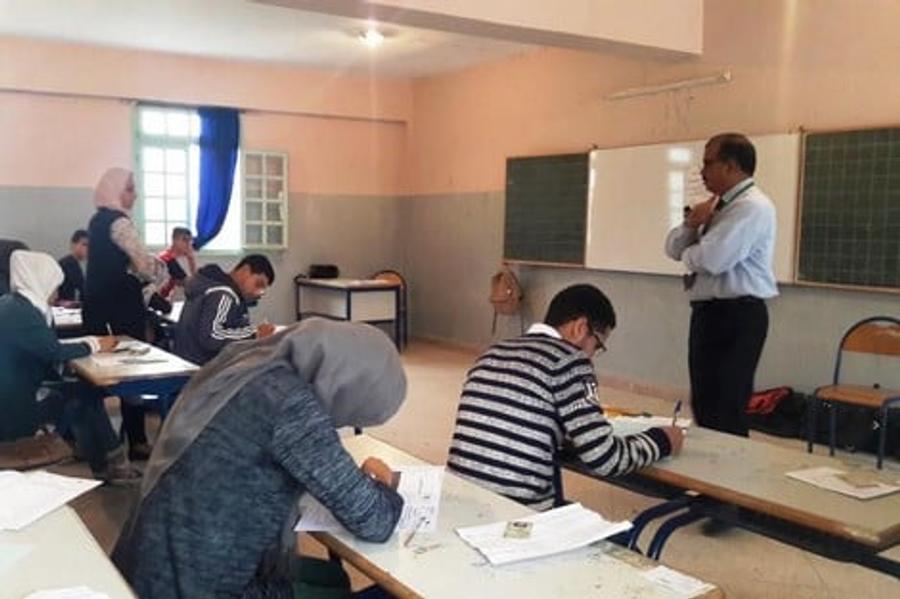 البرلمان يدخل على خط حصر التخصصات في مباريات التوظيف
