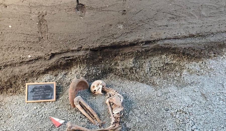 Archaeologists use AI to reconstruct face of Pompeii eruption victim
