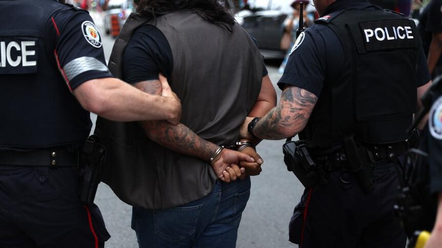 Indonesian police dismantle major online gambling network in Jakarta