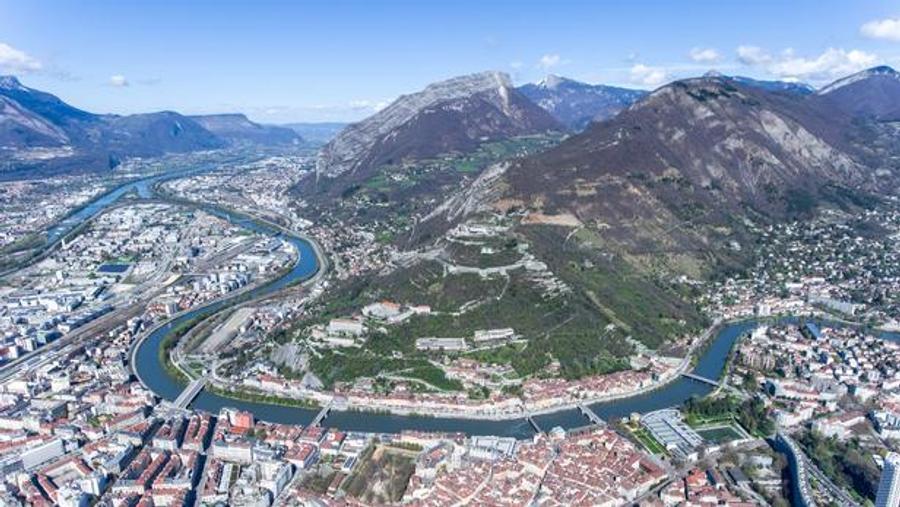 Decomposed body found near Grenoble prompts investigation