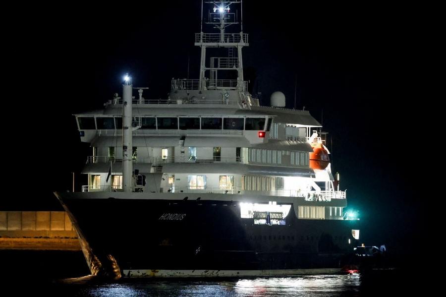 MV Hondius arrives in Tenerife amid Hantavirus concerns