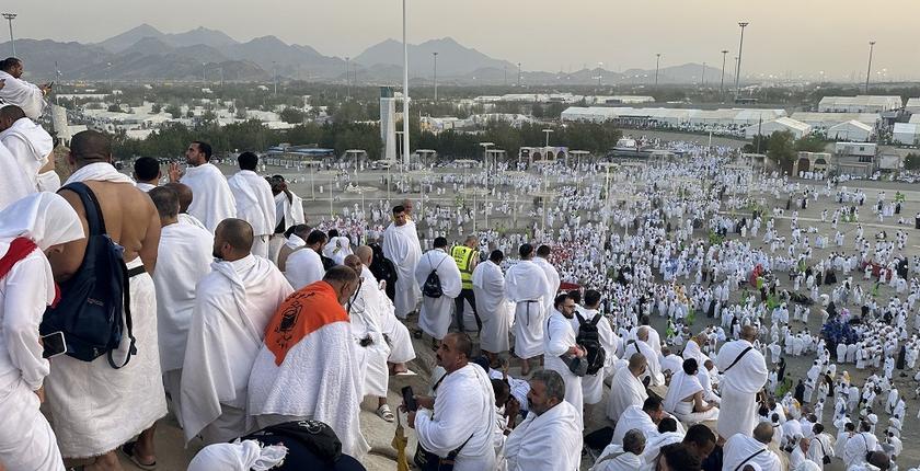 السعودية تتوعد من يؤوي حاملي تأشيرات الزيارة خلال الحج