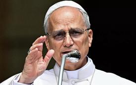 Il Papa critica l'escalation militare europea e mette in guardia dai pericoli dell'intelligenza artificiale in ambito bellico