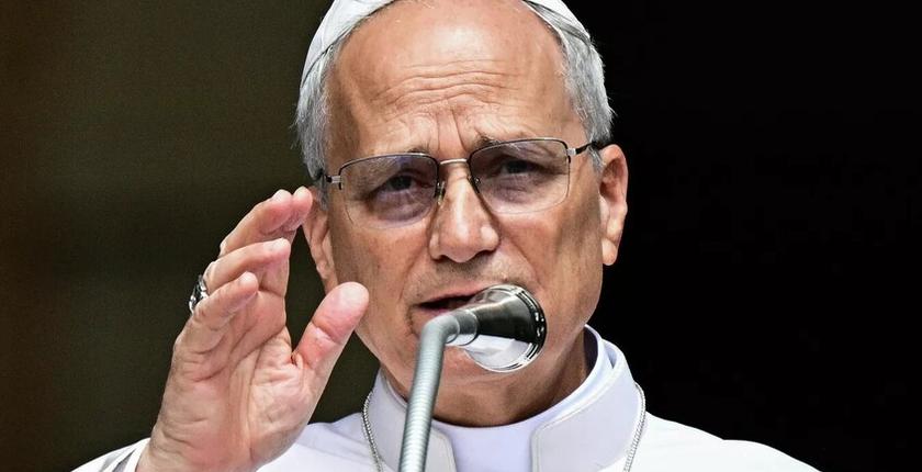 Il Papa critica l'escalation militare europea e mette in guardia dai pericoli dell'intelligenza artificiale in ambito bellico