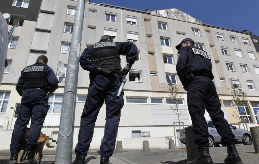 One dead and two seriously injured in shooting in Nantes