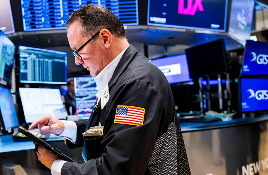 Oil surge rattles markets as inflation fears intensify