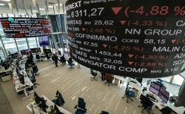 Forte baisse des bourses en Europe après une semaine sous tension internationale