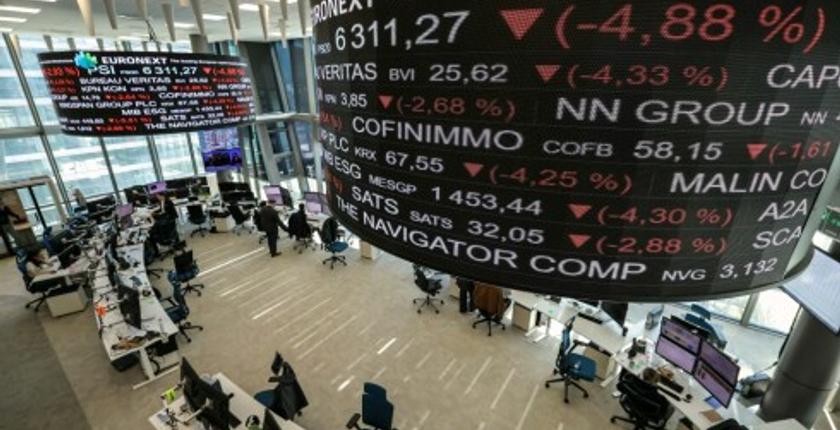 Forte baisse des bourses en Europe après une semaine sous tension internationale