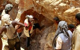 منجم غير قانوني يودي بعشرات الأشخاص  في أفريقيا الوسطى