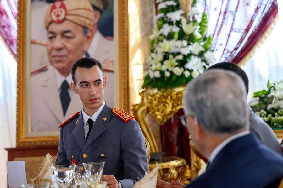 الأمير مولاي الحسن يترأس مأدبة غداء بمناسبة ذكرى تأسيس القوات المسلحة