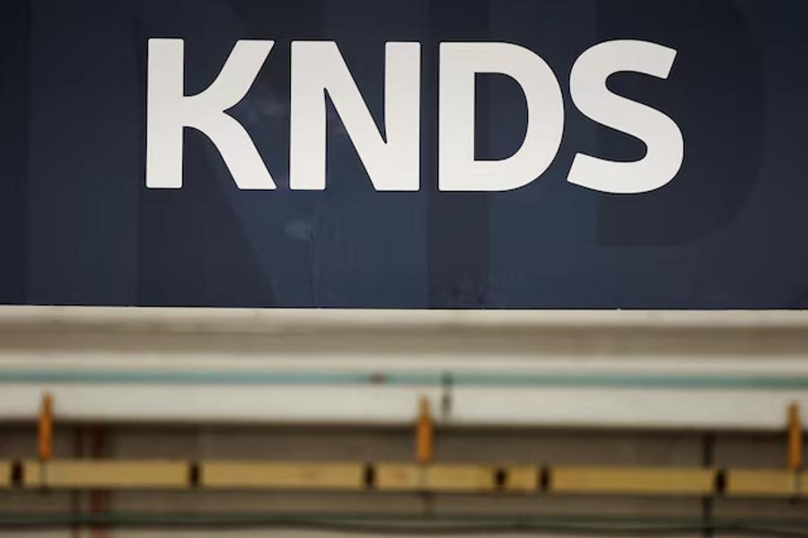 KNDS explores takeover of Mercedes and Volkswagen plants amid defence expansion push