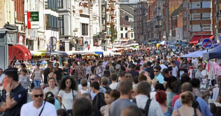 France minimum wage (SMIC) to rise by 2.4% on June 1