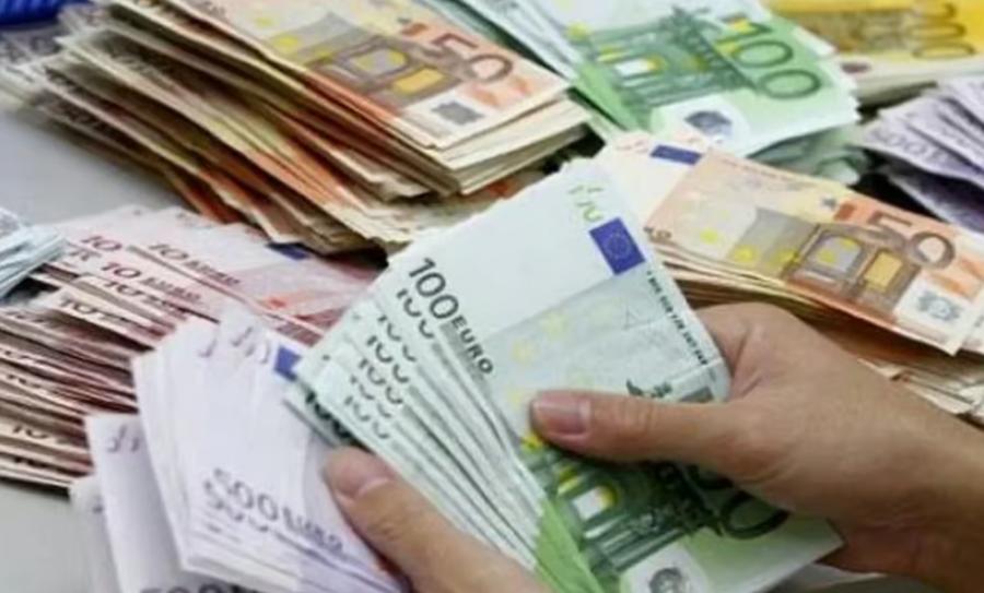 Moroccan diaspora remittances climb 11.7% to reach 29.7 billion dirhams in early 2026