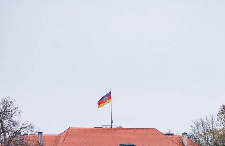 Deutschland: Weitreichende Razzien gegen „Neonazis“