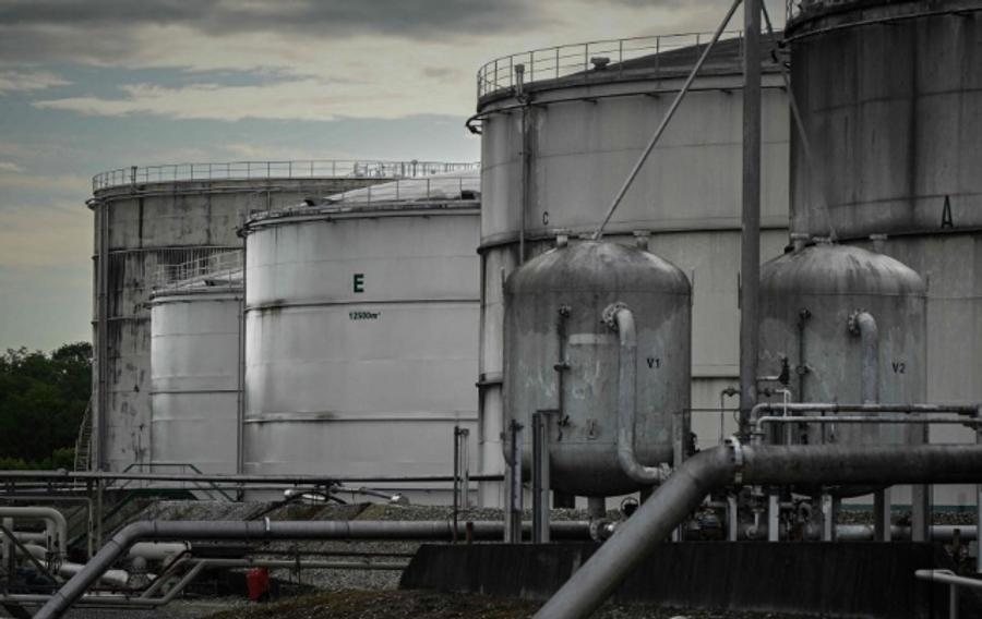 Цены на нефть падают на фоне роста надежд на прекращение огня и ралли на рынках