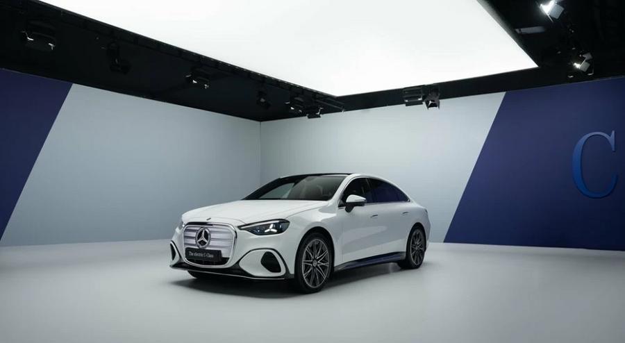 Mercedes-Benz électrifie sa Classe C : Une révolution à 760 kilomètres d'autonomie