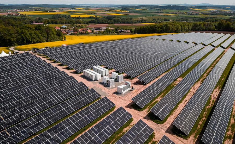 Solar with battery storage undercuts fossil fuel power costs