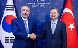 Turkish foreign minister meets South Korean counterpart in Seoul