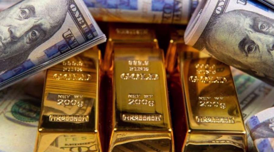 Gold edges higher as dollar weakens on Iran talks hopes