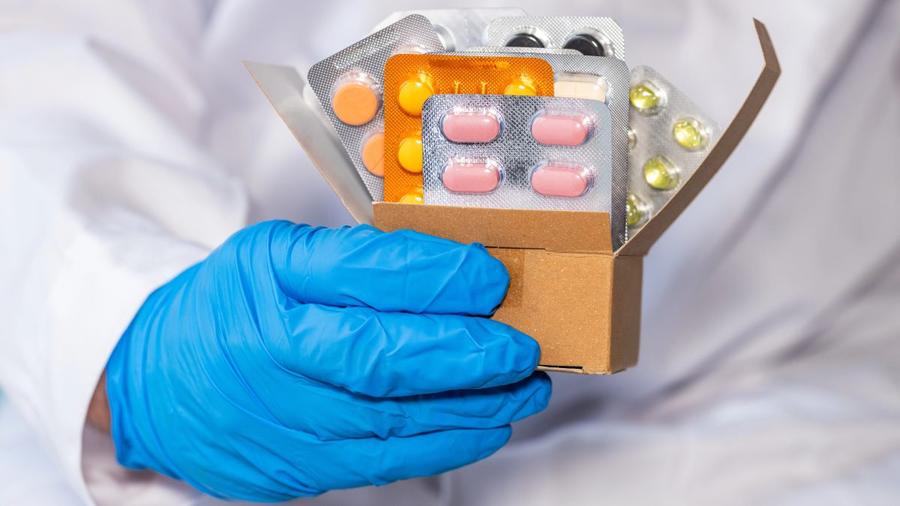 Volgens de aanklagers zijn 18 sterfgevallen gelinkt aan de drugswebsite Funcaps