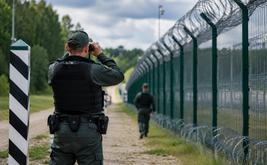 Lituanie : Vilnius renforce la surveillance à la frontière avec la Lettonie face à la hausse des flux migratoires irréguliers