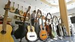 La icónica tienda de instrumentos Paul Beuscher reabre en París