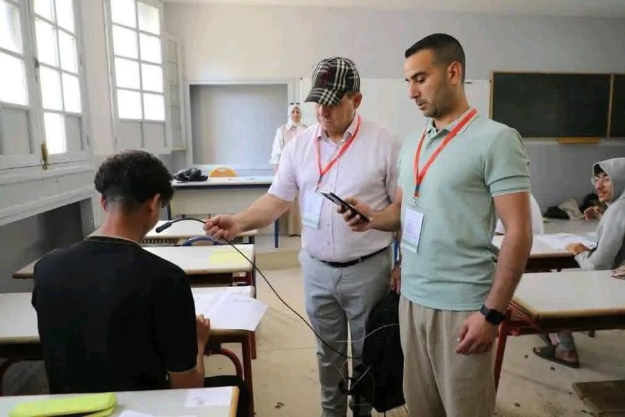 اعتماد تقنيات مكافحة الغش في الامتحانات تثير الجدل