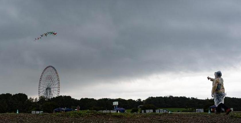 Powerful tropical storm heads toward Tokyo, disrupting transport across Japan