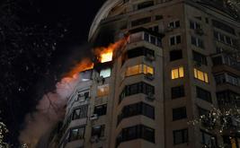 Russian strike sets Kyiv residential buildings ablaze