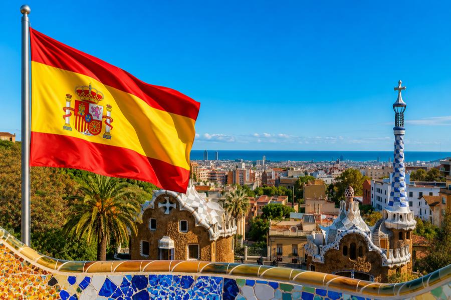 L’Espagne attire 26,6 millions de touristes en quatre mois et booste ses revenus touristiques