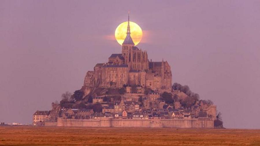 Mont-Saint-Michel governance reform sparks criticism from trade unions