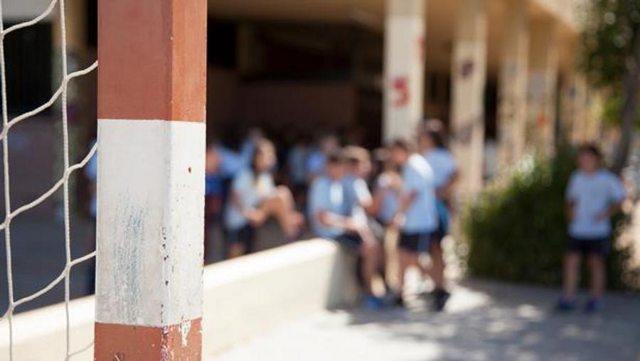 Sports teacher assaulted by student at school in Lourdes